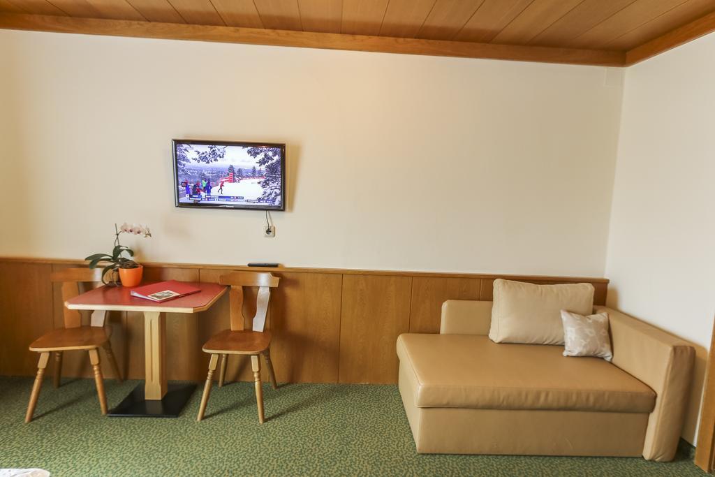 Alpenhotel Tauernstüberl 3*